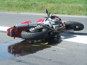 Tragico incidente sulla via Provinciale Romana. Motociclista in prognosi riservata