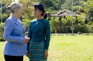 Birmania: Suu Kyi incontra la Clinton