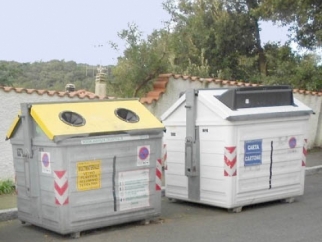 Contenitori per la raccolta differenziata dei rifiuti
