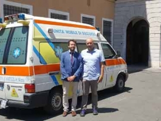 Ambulanza donata in Senegal (Andrea Morini e Andrea Ermini)