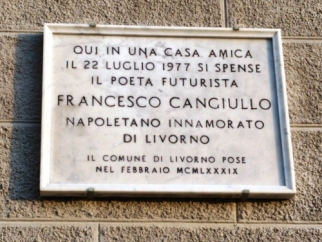 Lapide restaurata, dedicata a Francesco Cangiullo