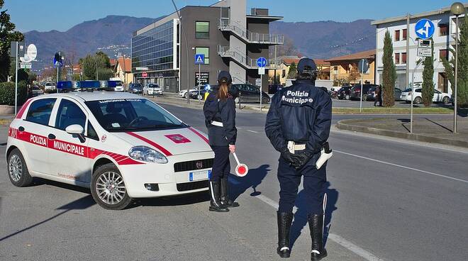 polizia municipale capannori