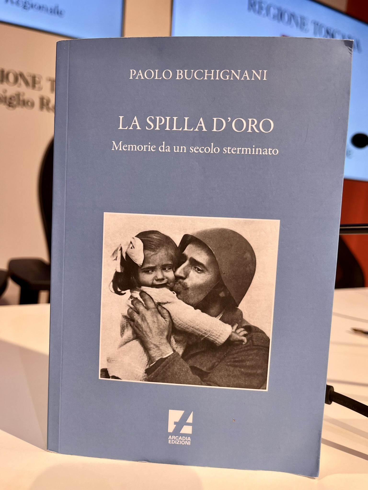 “La spilla d’oro”, cento anni di storia italiana visti da Lucca