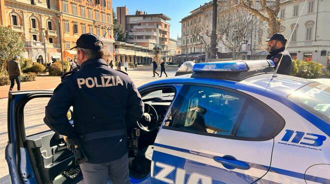 polizia pistoia montecatini terme