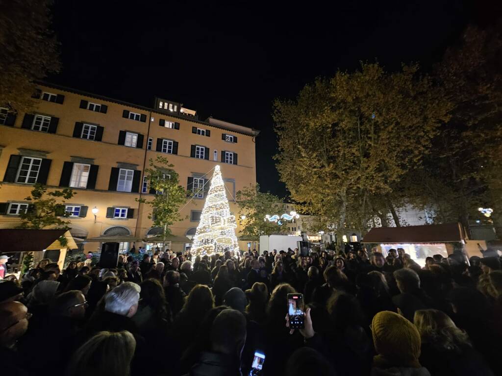 Lucca Magico Natale 2024