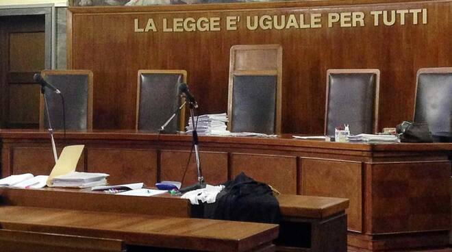 aula tribunale civile Lucca