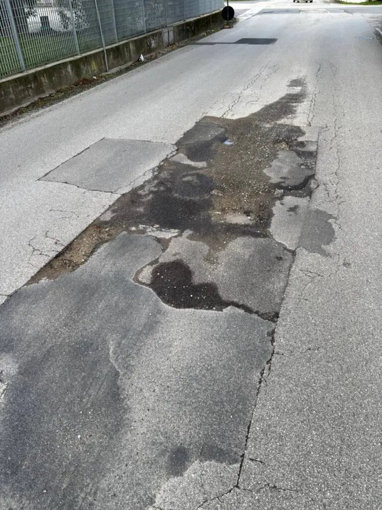 Zappia (Capannori Cambia): “Via Coselli è ancora una strada gruviera”