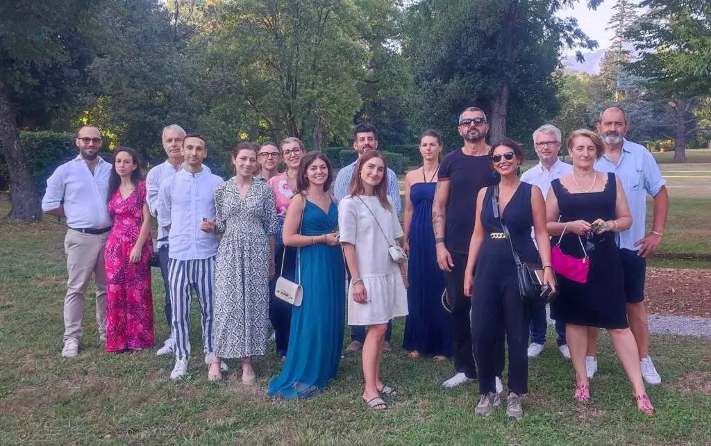 Laboratorio con aperitivo nel parco di Villa Reale per i dipendenti delle aziende LU.ME.