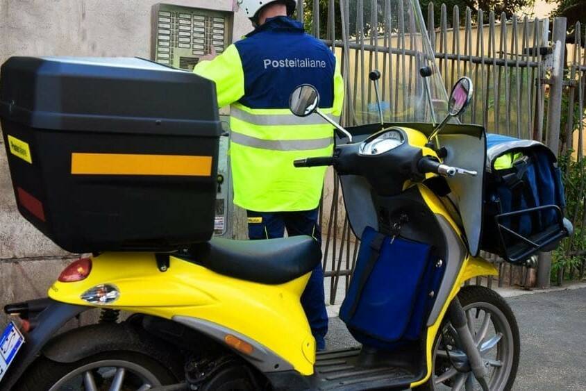 Portalettere al lavoro nelle ore più calde, Slc-Cgil: “È inaccettabile”