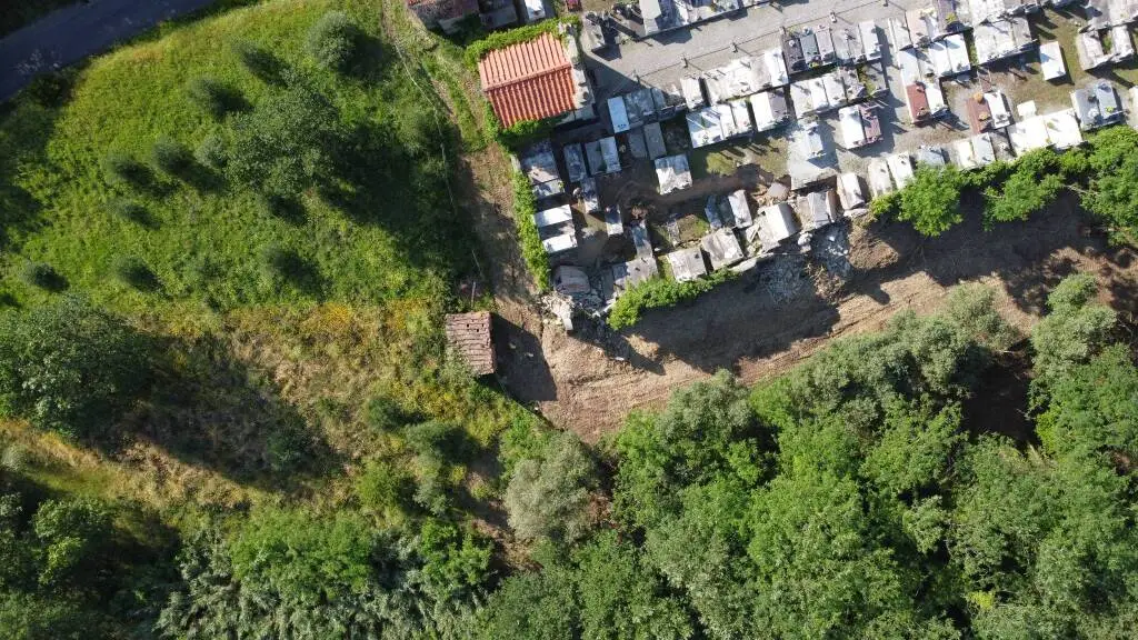 Avvio della terza fase di lavori al cimitero di San Ginese: una sezione della strada chiusa al traffico