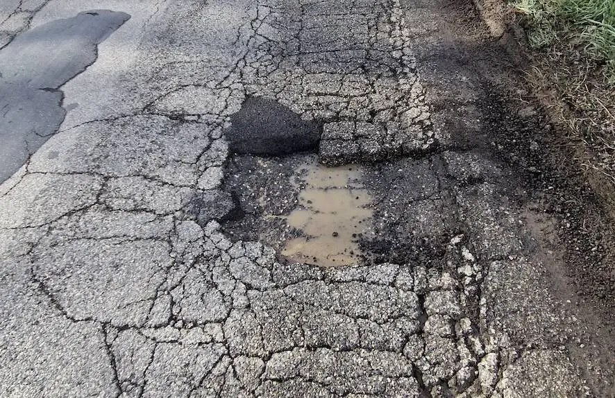 Scannerini (FI): “Via del Rogio, fra buche e avvallamenti la situazione è drammatica”