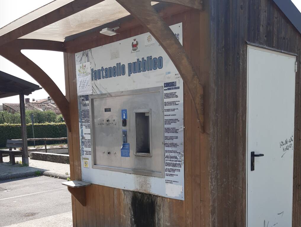 Pieve Fosciana sposa la sostenibilità: inaugura la Casa dell’Acqua in piazza Roma