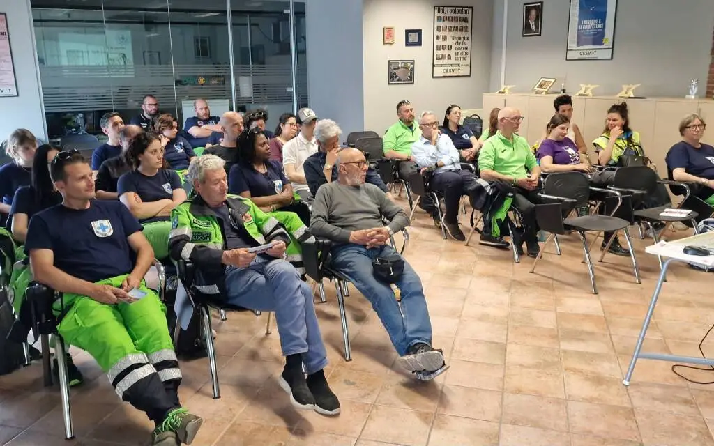 Comunicazione radio nella protezione civile, il successo del corso Anpana