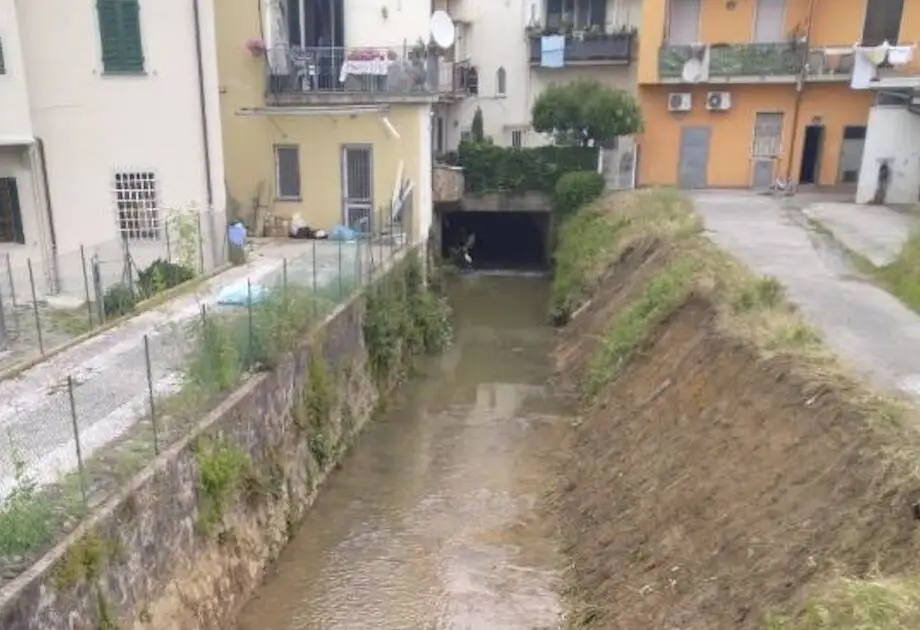 Intervento mirato di manutenzione idraulica sulla Gora del Molino