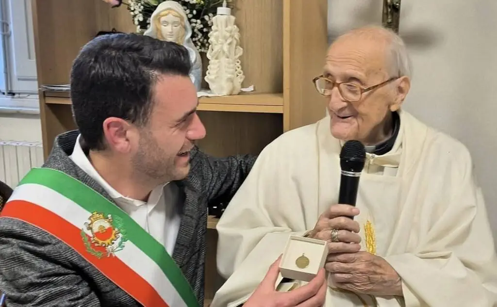 Morto nella notte lo storico parroco di Casa Gori, don Ilario Tomei