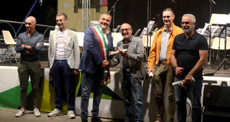 Bottone La tua pubblicità sul giornale