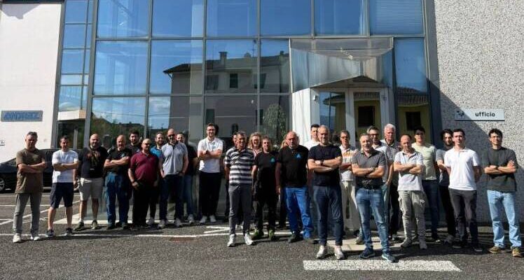 Bottone La tua pubblicità sul giornale