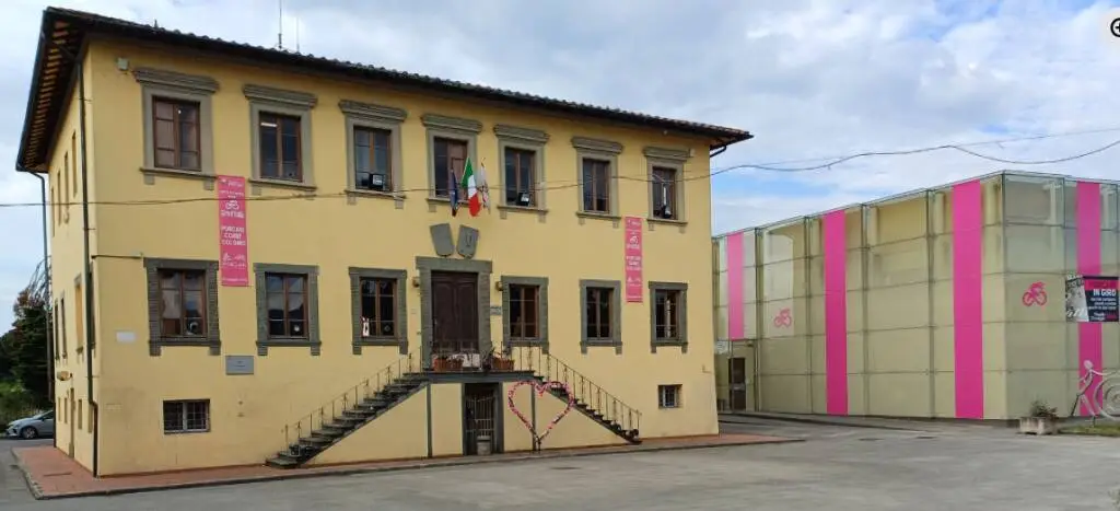 Porcari si ferma per la bimba morta a 11 anni: serata in piazza e lutto cittadino