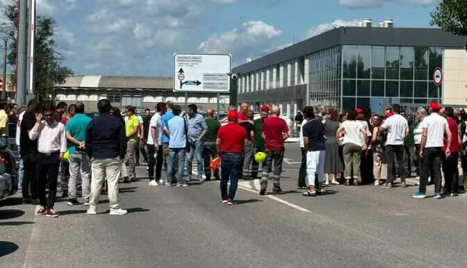 Rotork Porcari, trattativa sindacale conclusa: gli esuberi scendono a 5 e su base volontaria