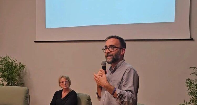 Il Teatro Eduardo De Filippo di Cecina, oggetto della co-progettazione.
