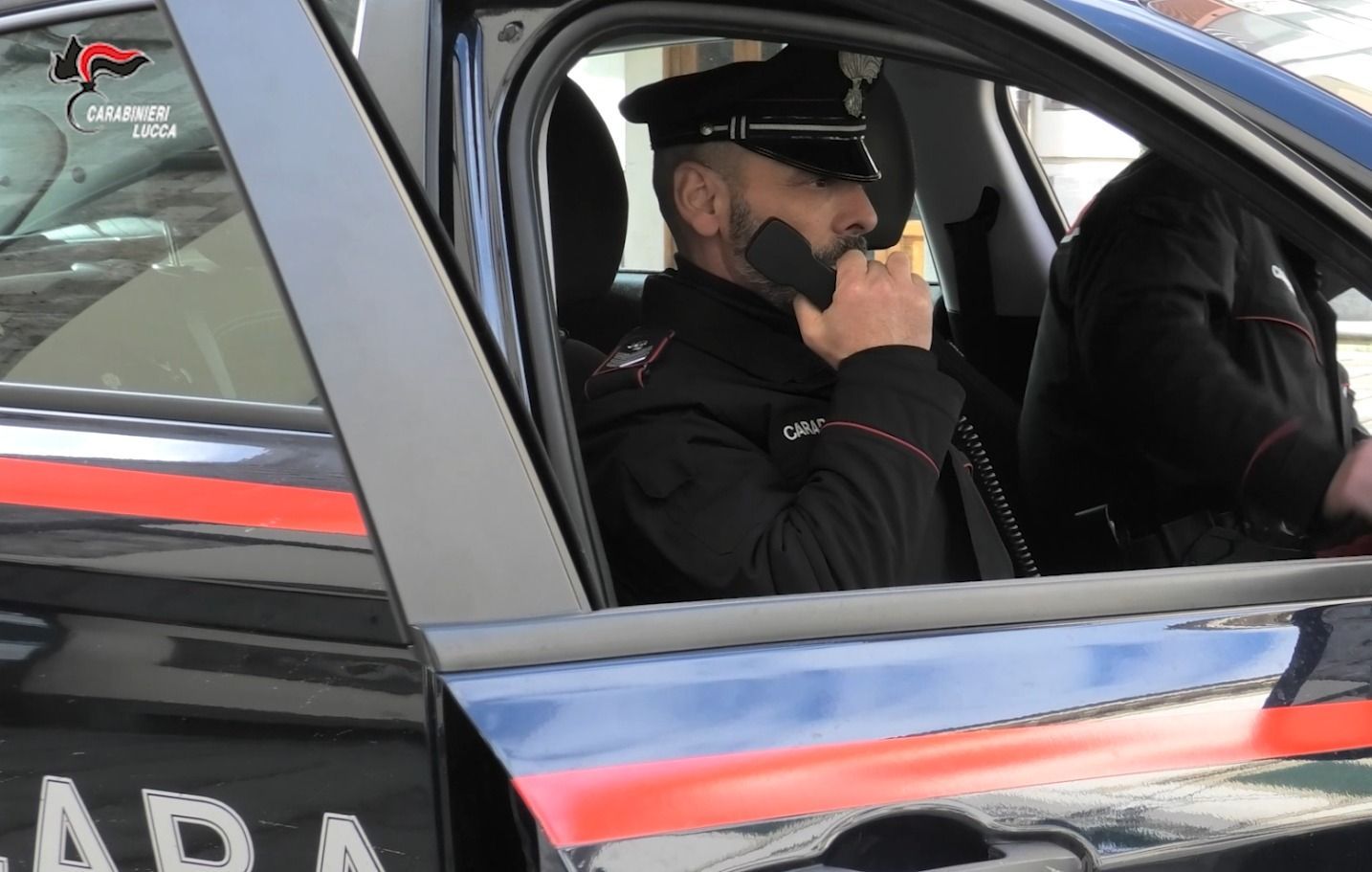 Carabinieri a Viareggio: litigio in Darsena finito a coltellate