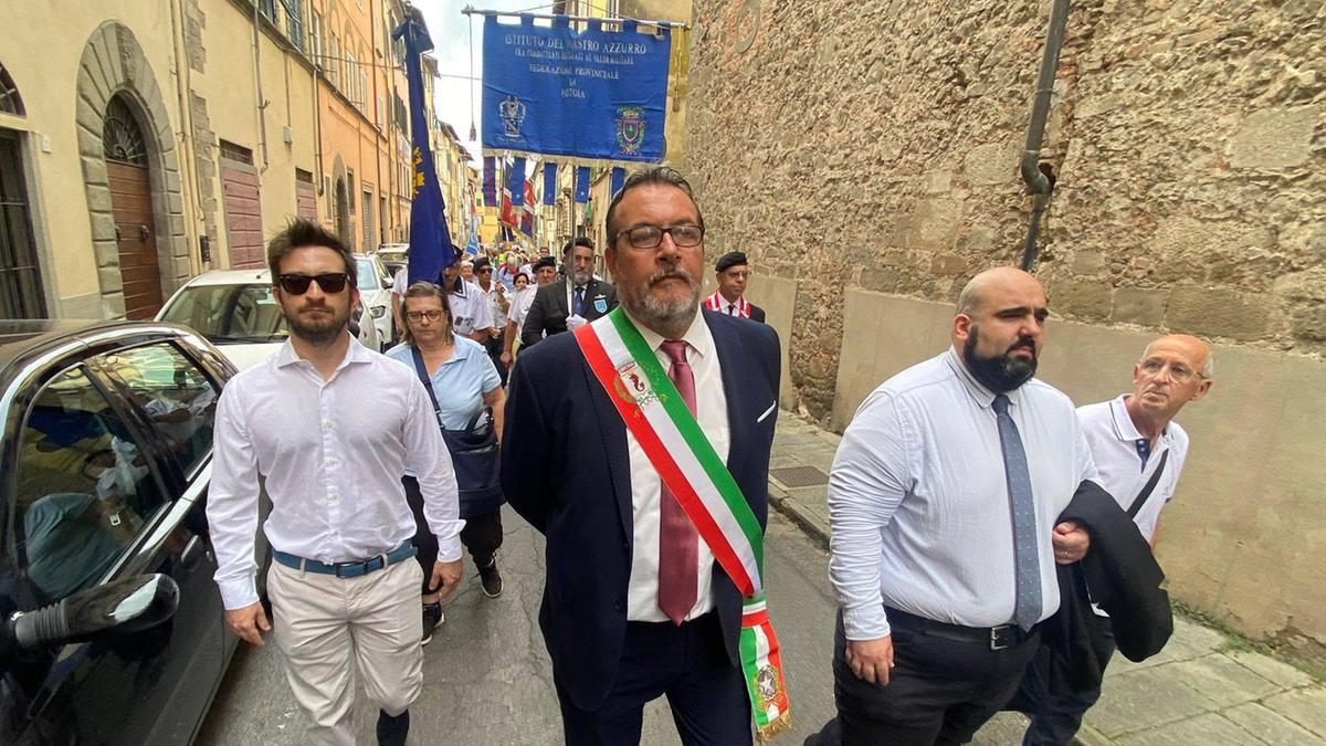 Il sindaco di Pescia Riccardo Franchi e il vicesindaco Luca Tridente.