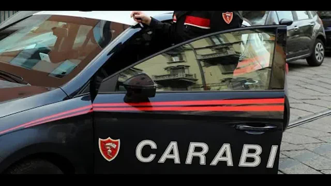 Carabinieri a Viareggio: controlli dopo allarme pistola in via Barellai
