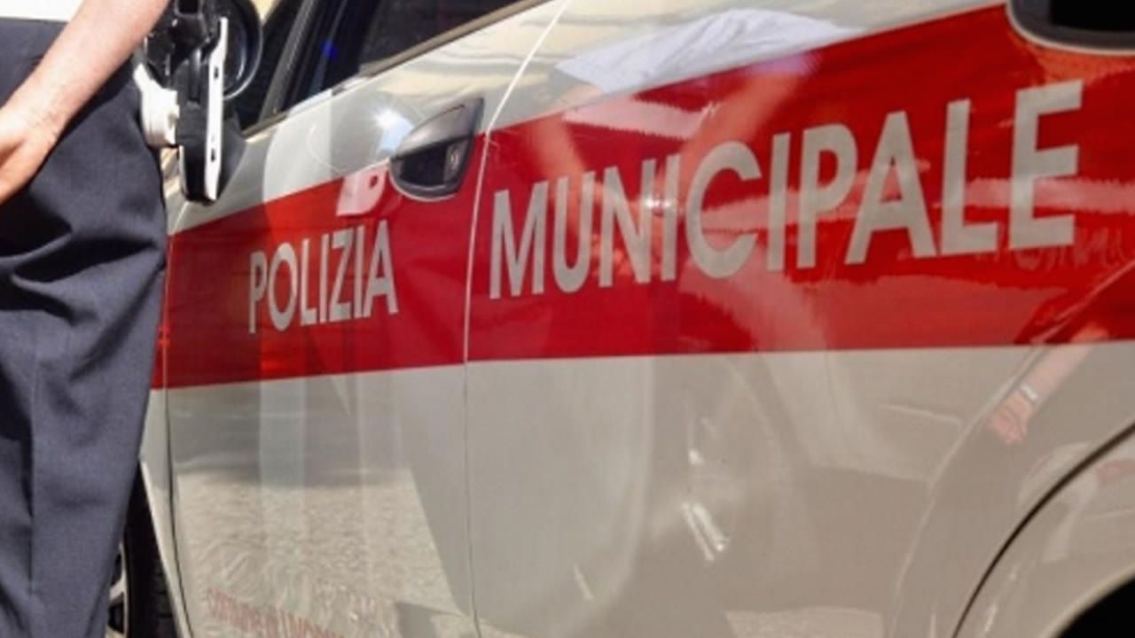 Agente della polizia locale: a Ponsacco il patto con la Prefettura rafforza videosorveglianza e controlli