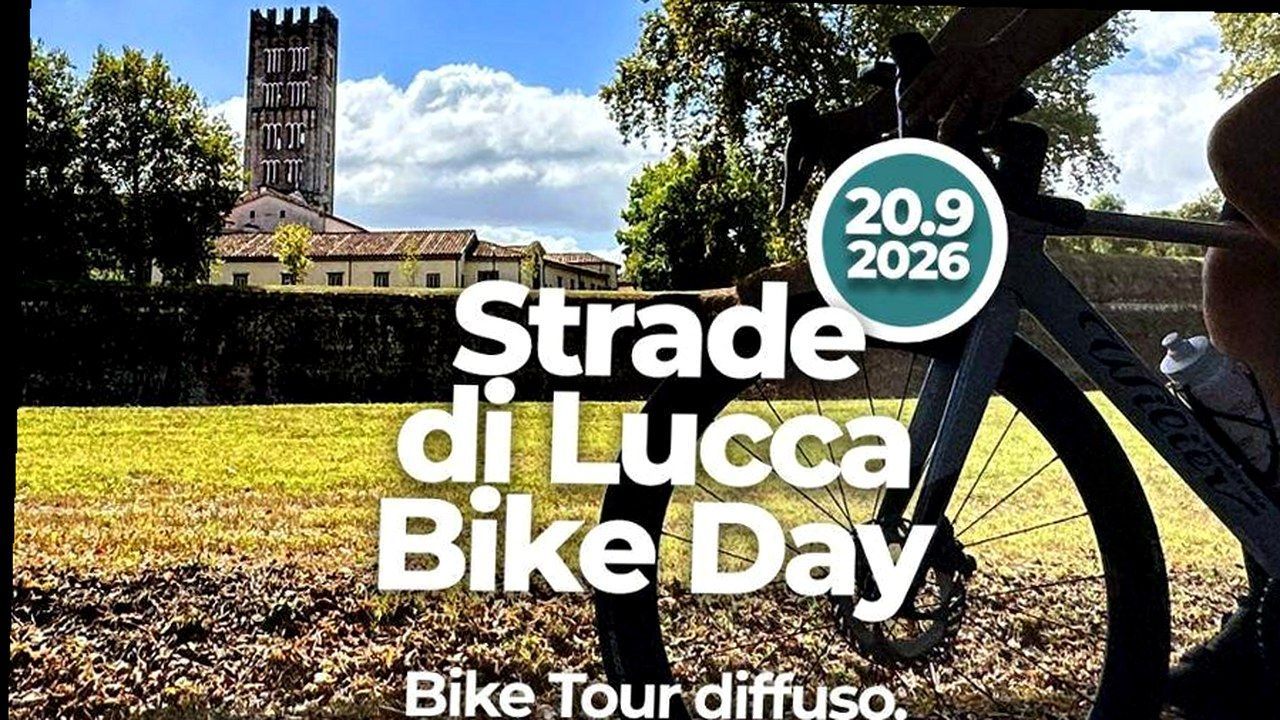 Ciclisti sulla Piana, inquadratura ricostruita — Strade di Lucca Bike Day