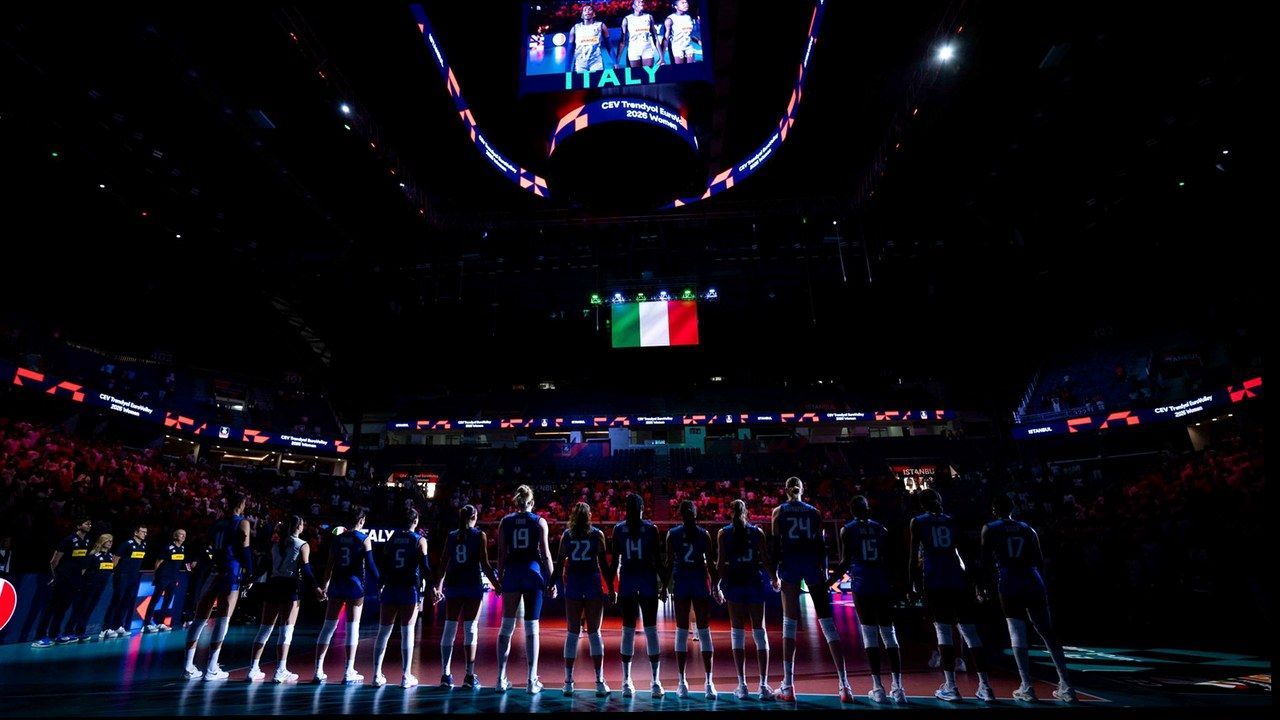 Finale Europei volley femminile a Istanbul, azione di gioco Italia-Turchia