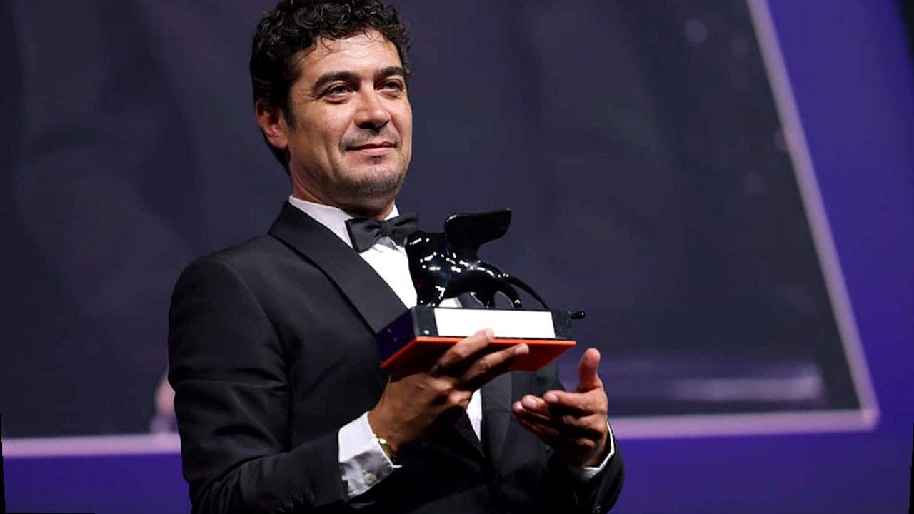 Riccardo Scamarcio premio Orizzonti a Venezia 83