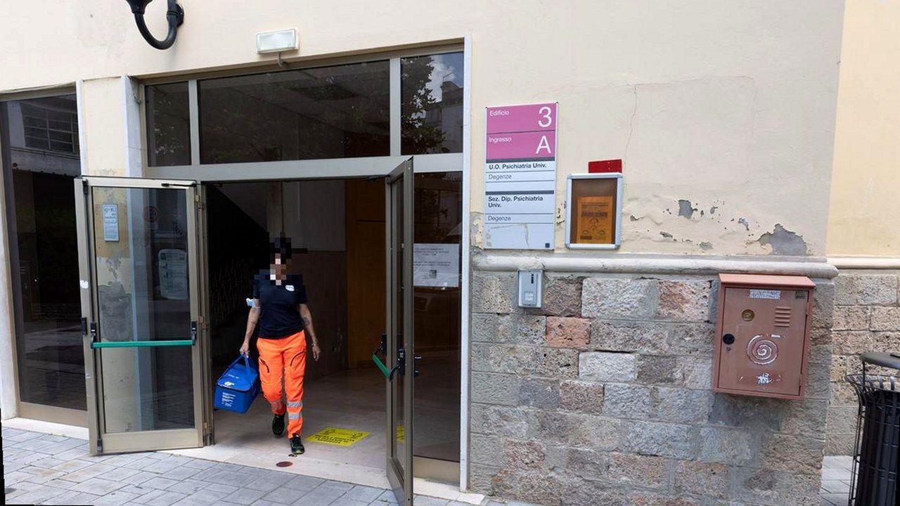 Reparto di psichiatria Spdc del Santa Chiara a Pisa — stessa scena, nuova angolazione (volti invariati)