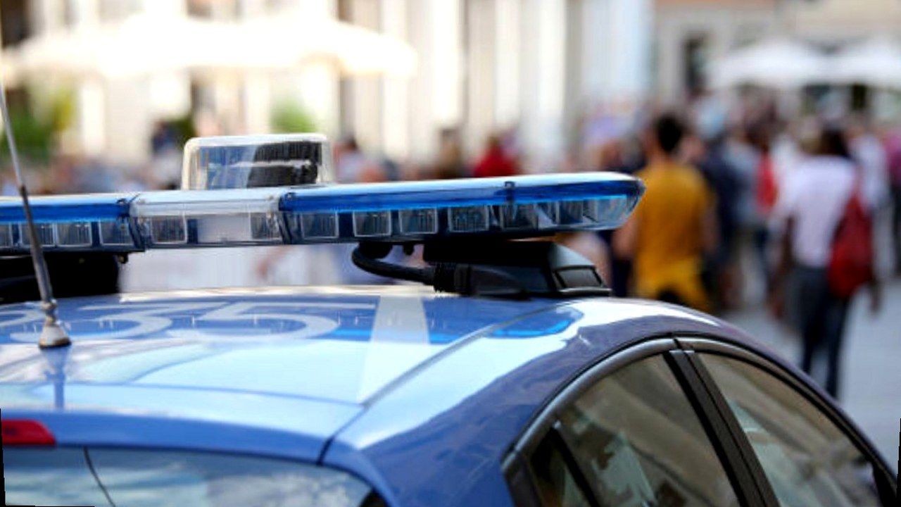 Pescia: intervento della Polizia dopo l’arresto di un 38enne per tortura e tentata violenza sessuale lungo il fiume