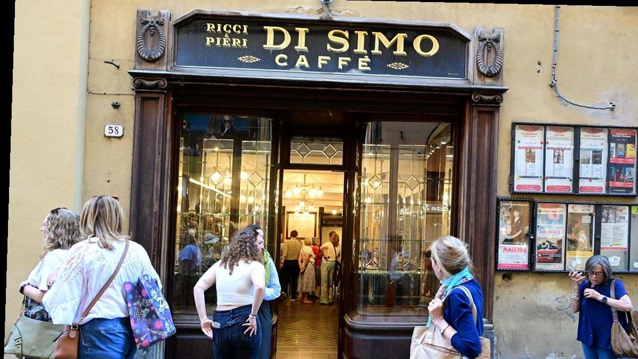Lucca, Caffè di Simo in via Fillungo — stessa scena, nuova angolazione