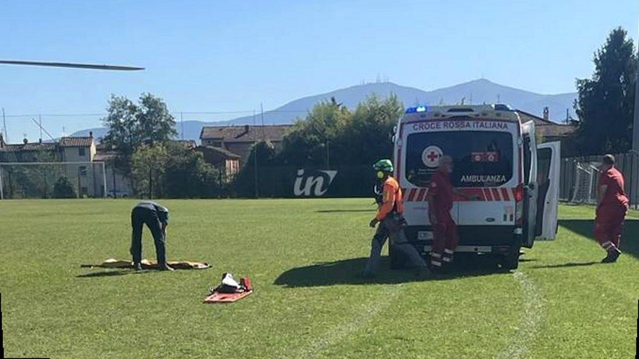 Capannori, Ciciana: elisoccorso e ambulanza allo stadio di Marlia dopo l’incidente sul trattore