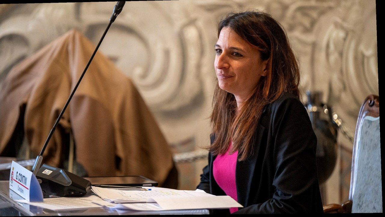 Stessa scena, nuova angolazione e inquadratura — senza alterazione dei volti