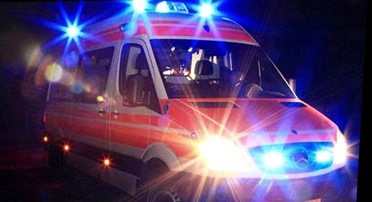 Ambulanza e soccorsi: incidente auto-moto alla rotonda di Antraccoli (Lucca-Capannori)