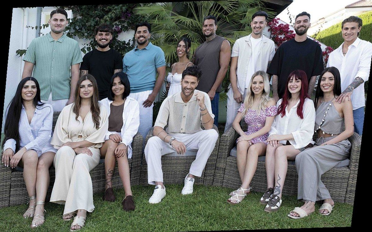 Filippo Bisciglia con le coppie di Temptation Island in giardino, speciale e poi e poi