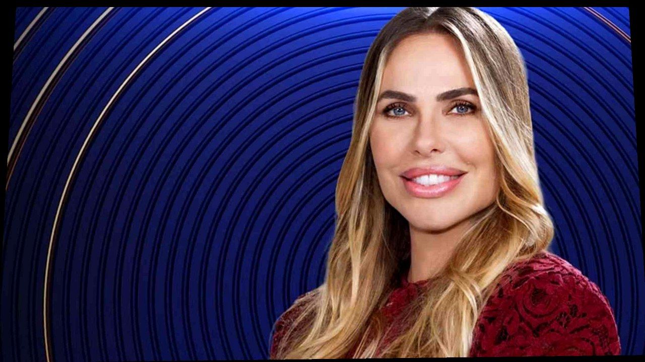 Ilary Blasi al Grande Fratello Vip — sola warp geometrica (volti invariati)