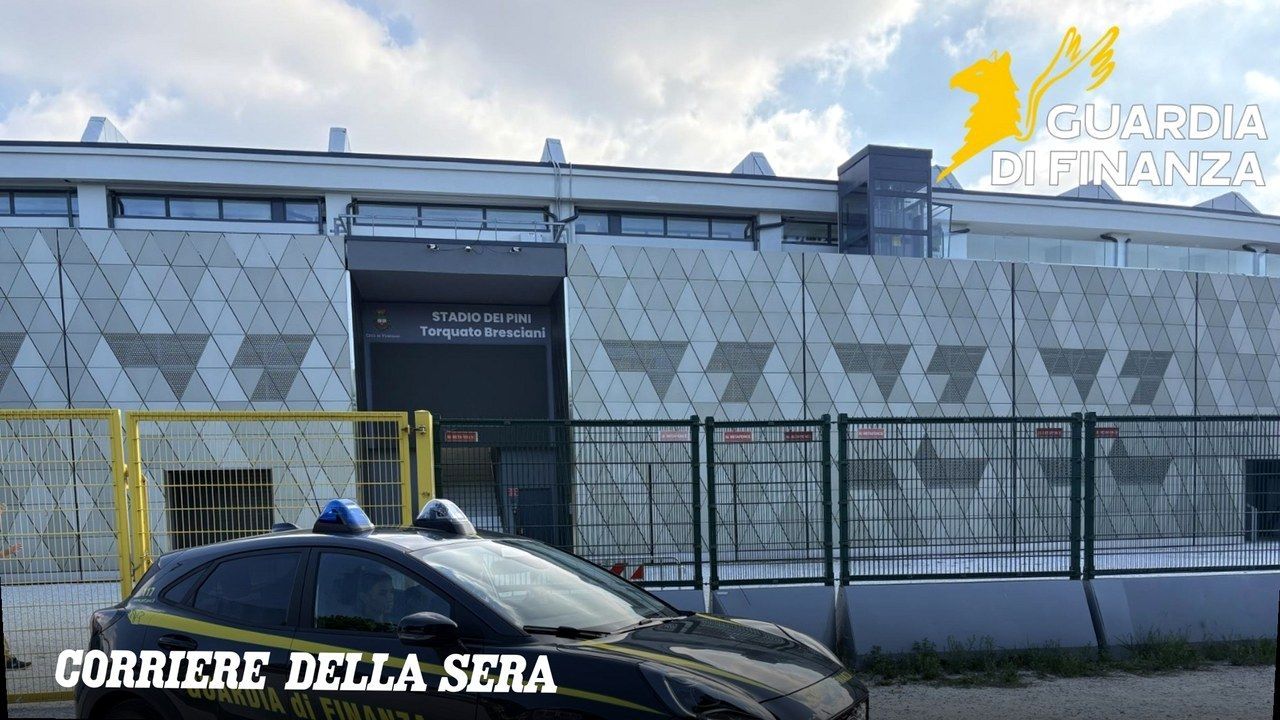 Guardia di Finanza allo Stadio dei Pini — stessa scena, nuova angolazione e inquadratura