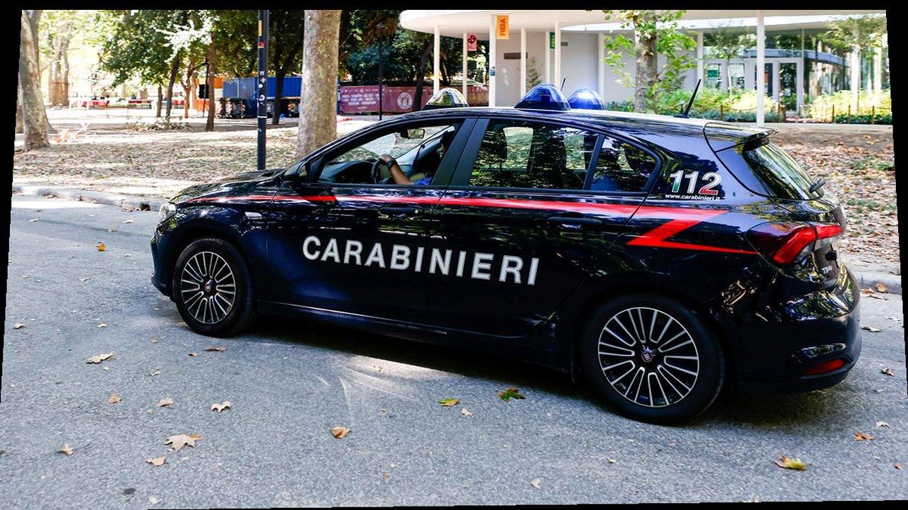 Volante dei Carabinieri (foto di contesto, nuova angolazione)