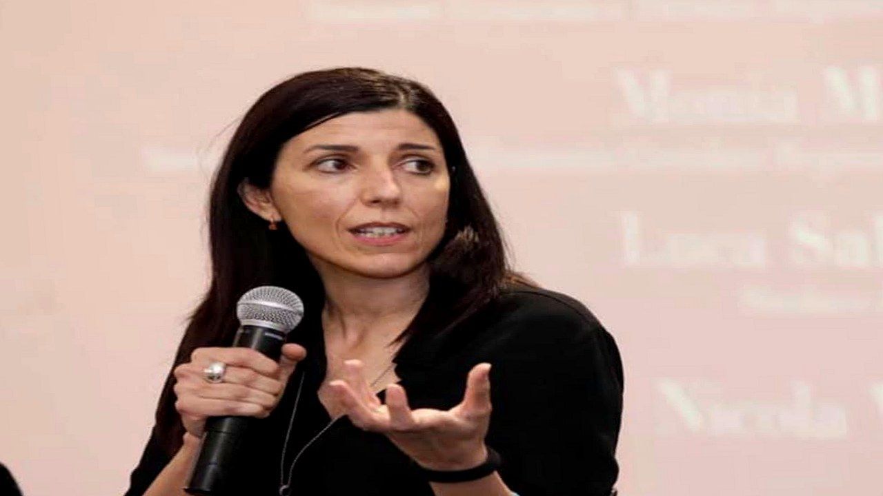 Monia Monni, assessora regionale (stessi soggetti, nuova angolazione)