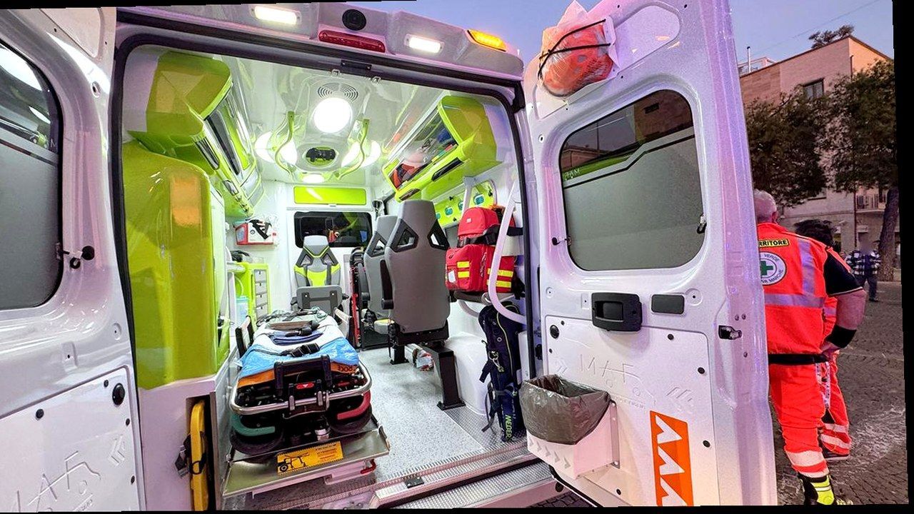Interno di un'ambulanza