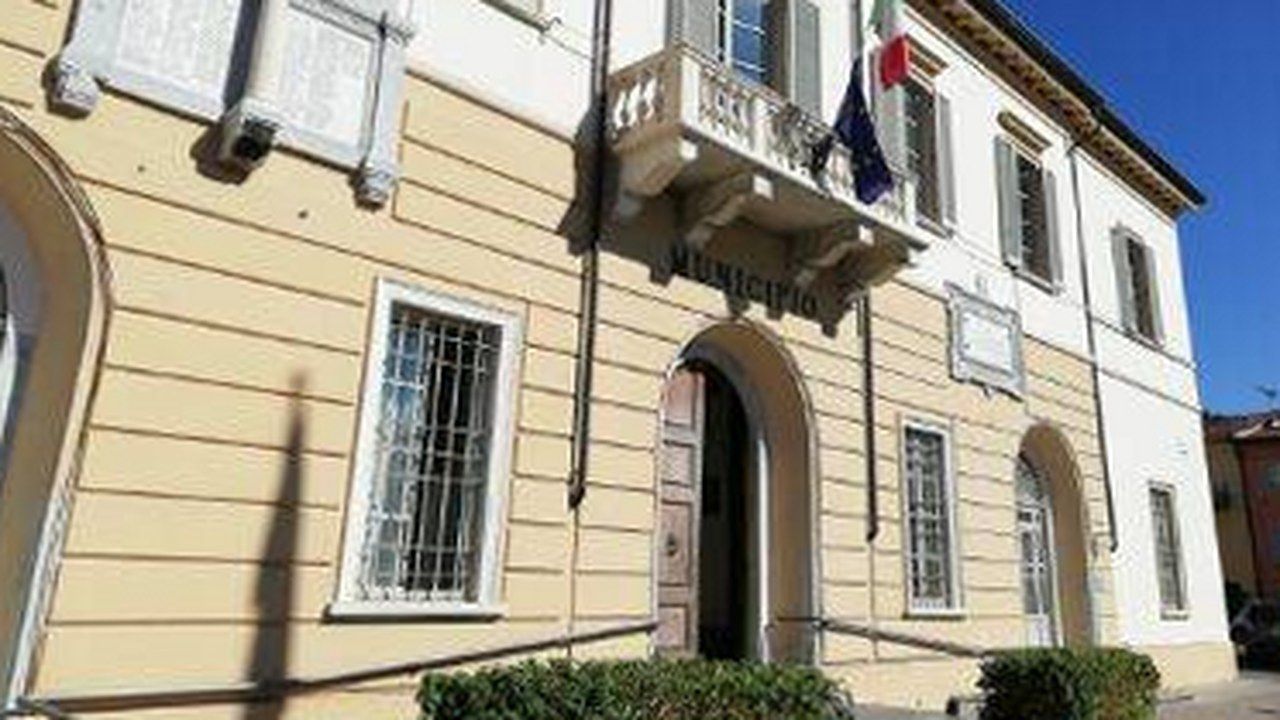Municipio di Massarosa, sede dell'incontro sul fotovoltaico di Piano di Mommio